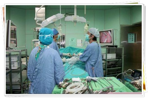 腹腔鏡手術設備